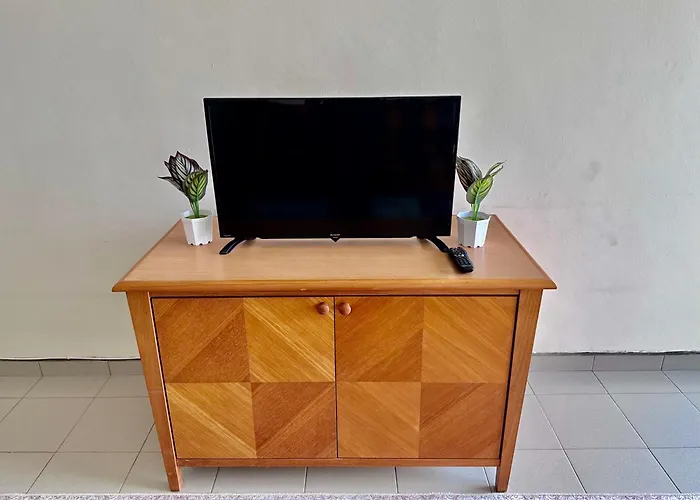 Seaview Pd Teluk Kemang Homestay